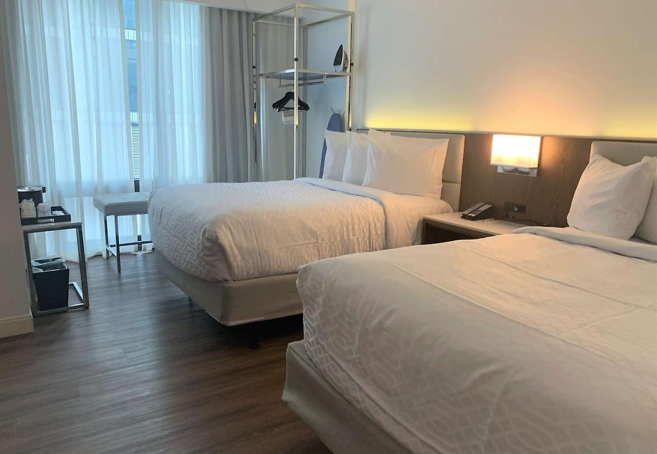 Best Western Premier Empire State Hotel ニューヨーク エクステリア 写真