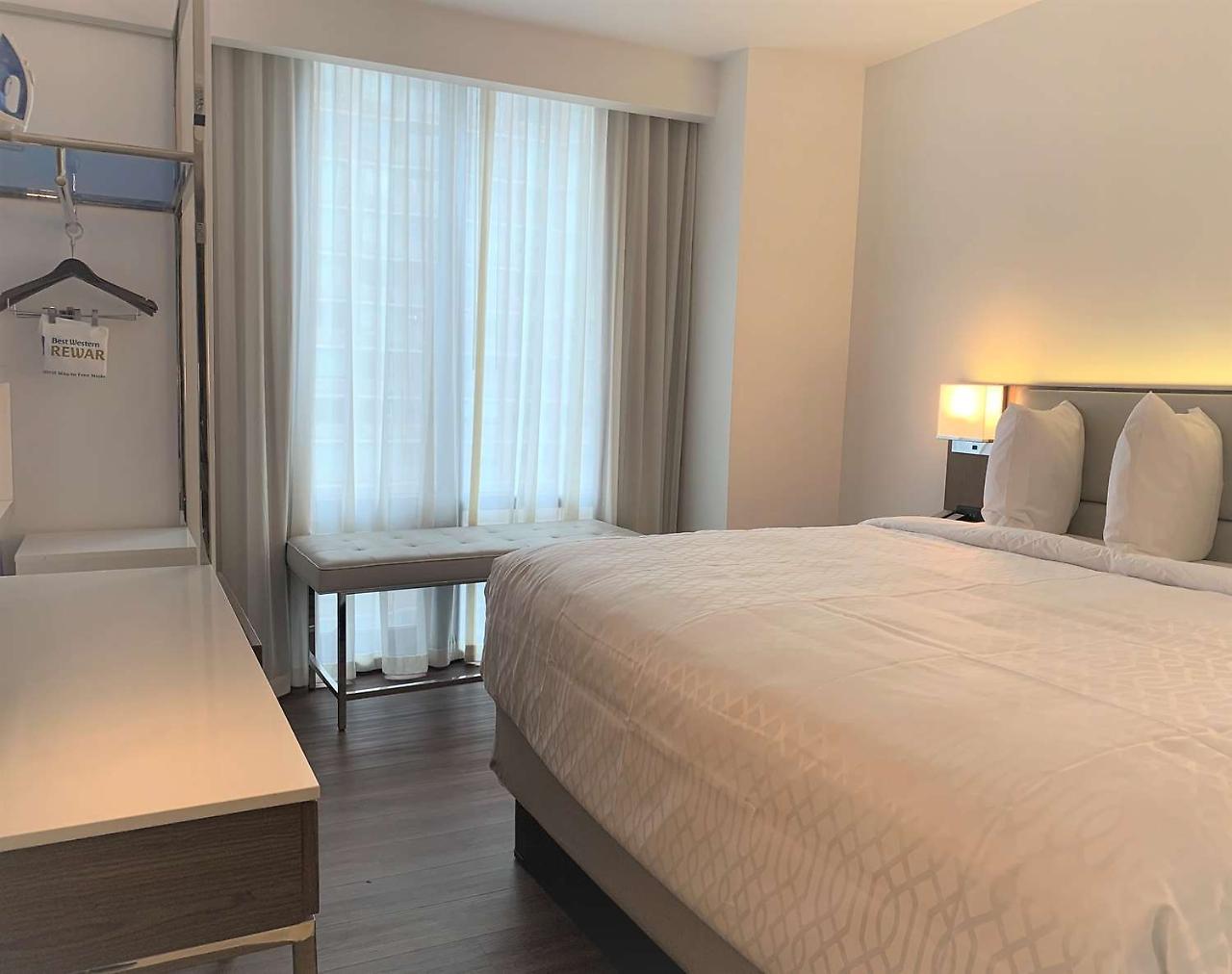 Best Western Premier Empire State Hotel ニューヨーク エクステリア 写真