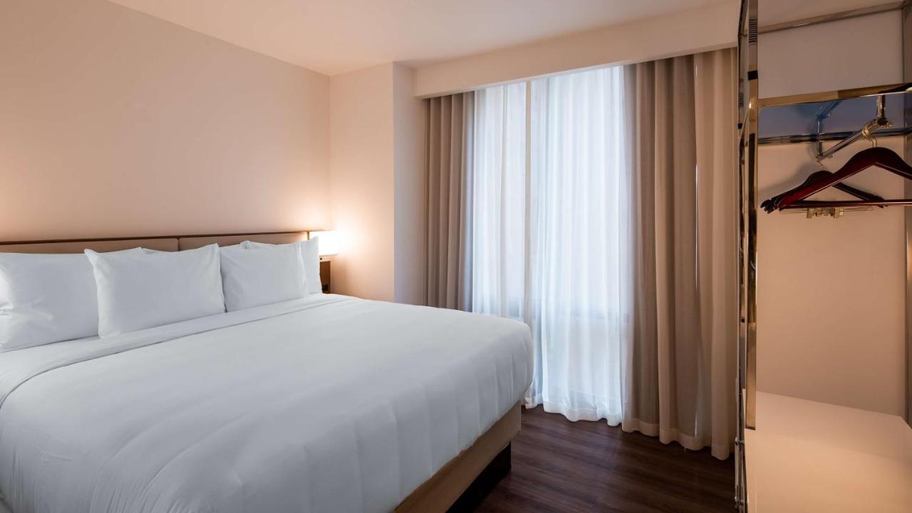 Best Western Premier Empire State Hotel ニューヨーク エクステリア 写真