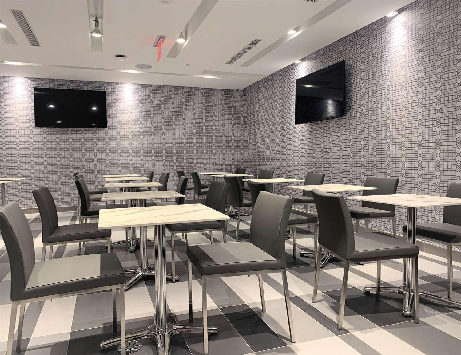 Best Western Premier Empire State Hotel ニューヨーク エクステリア 写真