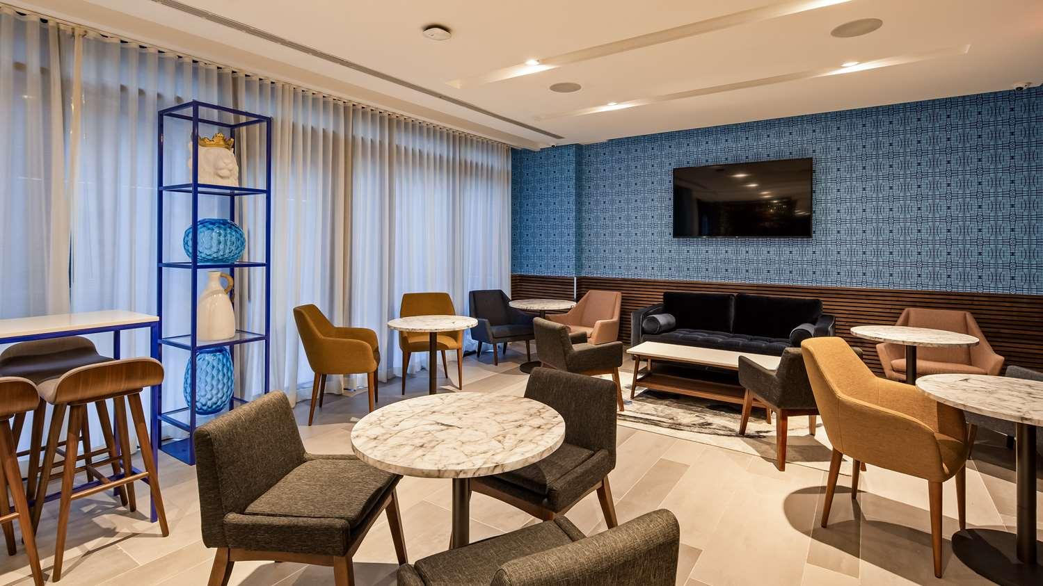 Best Western Premier Empire State Hotel ニューヨーク エクステリア 写真